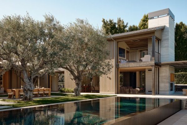 Press & Earned Media