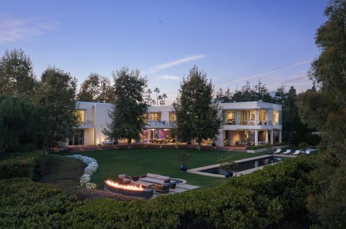 652 Chautauqua Blvd
